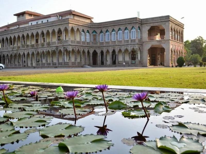 Nilambag Palace