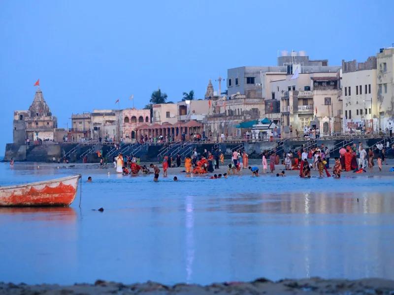 Gomti Ghat