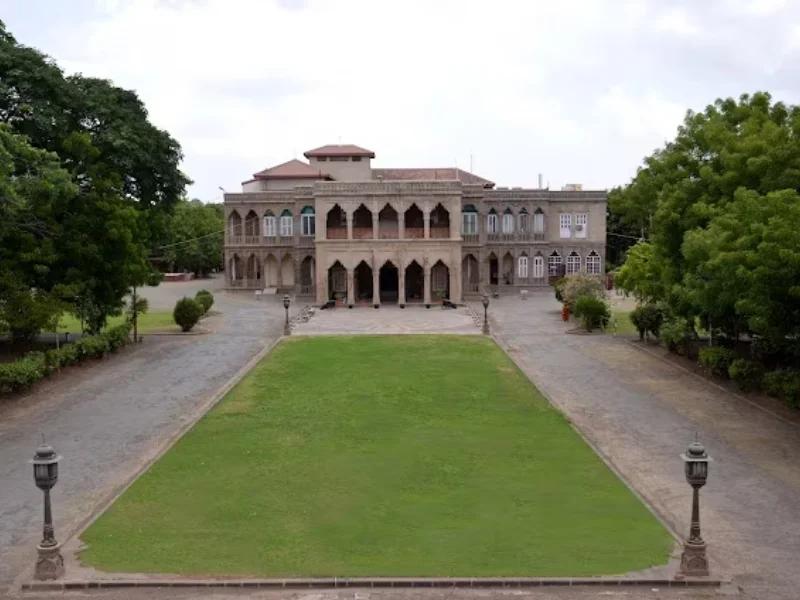Nilambag Palace