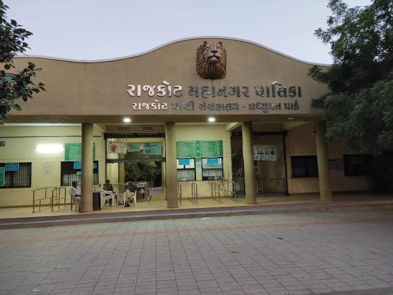 Pradhyuman Zoological Park