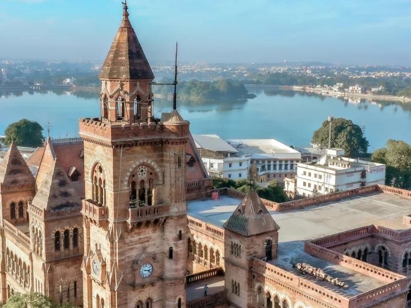 Prag Mahal