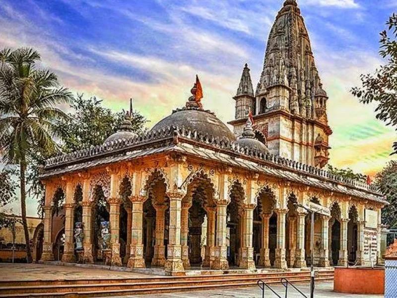 Sudama Temple